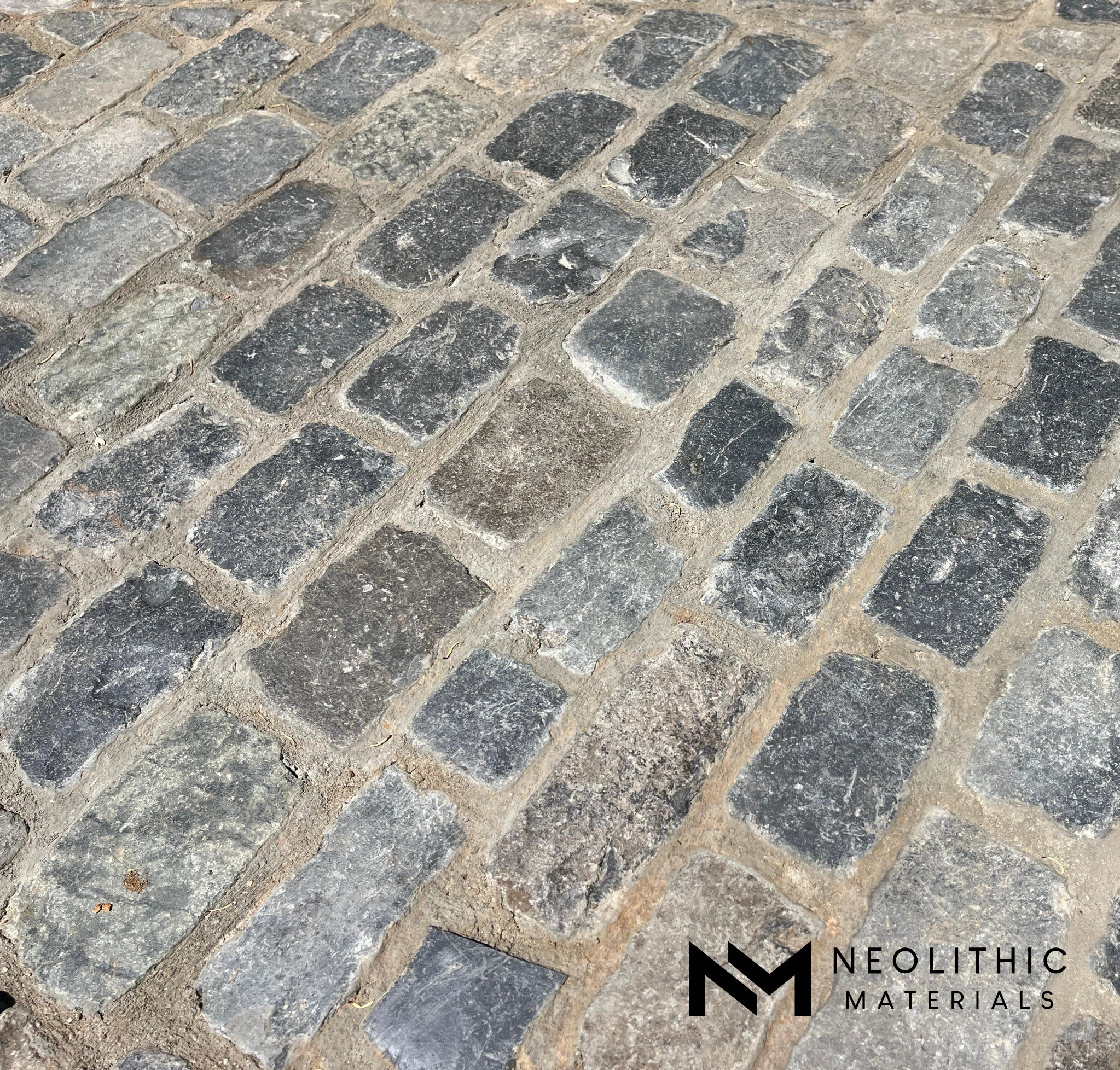 Reclaimed German Basalt Cobblestone - Image 6